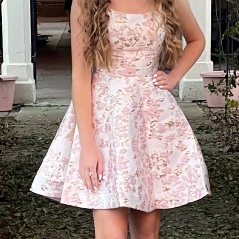 Formal Dress - Picture 4 of 4